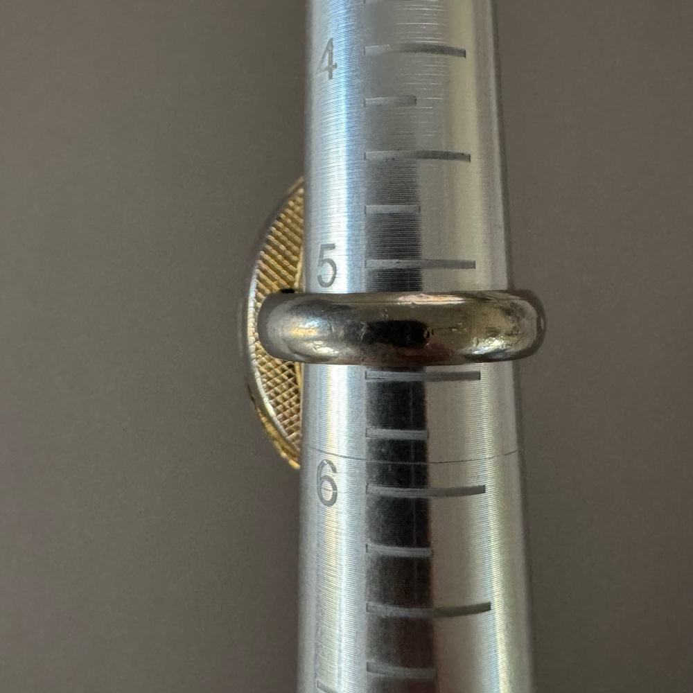 Vintage Ring - Picture 7 of 10